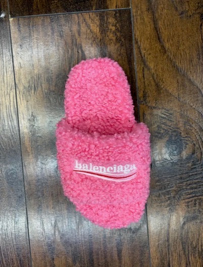 Pink Balenciaga Slide